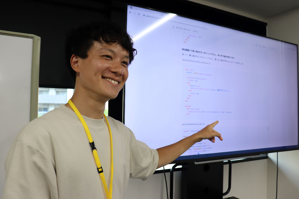 子どもプログラミング教室エドグラの講師紹介